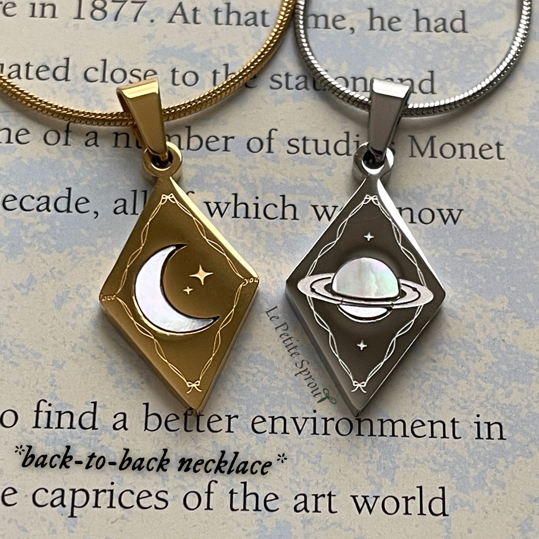 Dione Double-Sided Light Shell Necklace