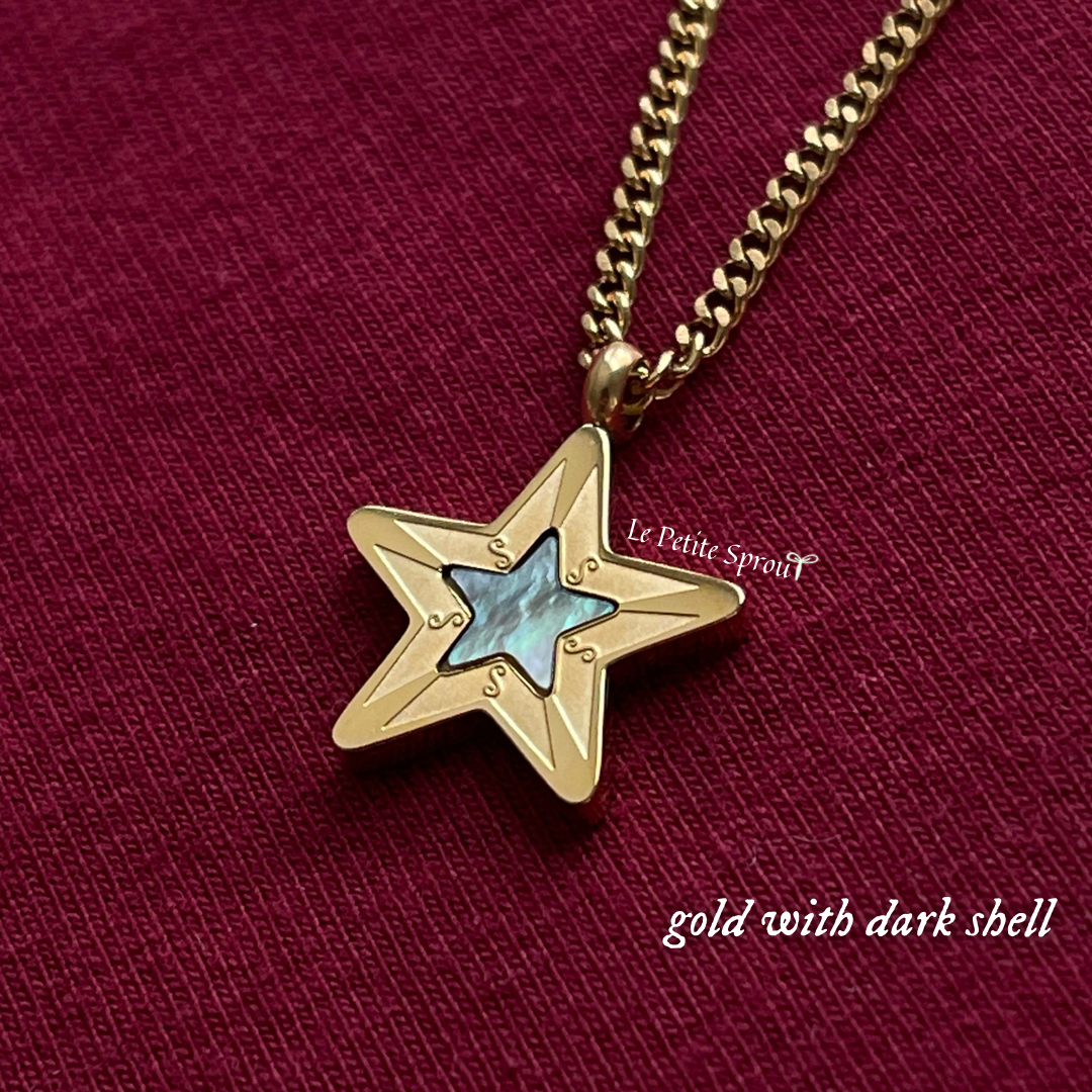 Stella Double-Sided Light Shell Necklace