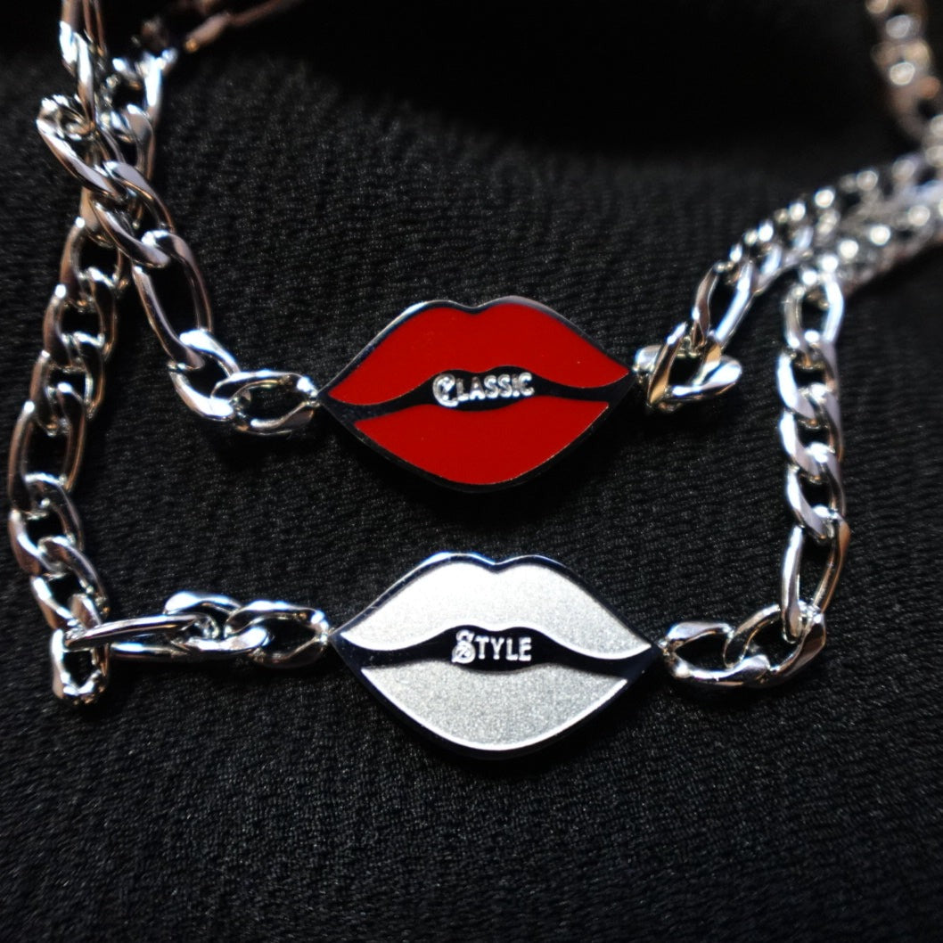 Little Smooch Necklace