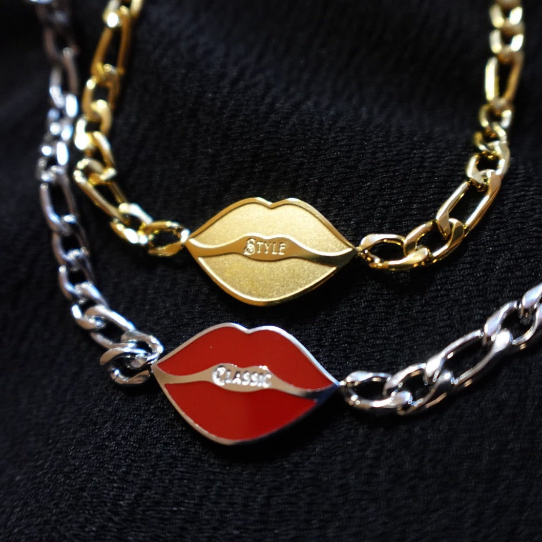 Little Smooch Necklace