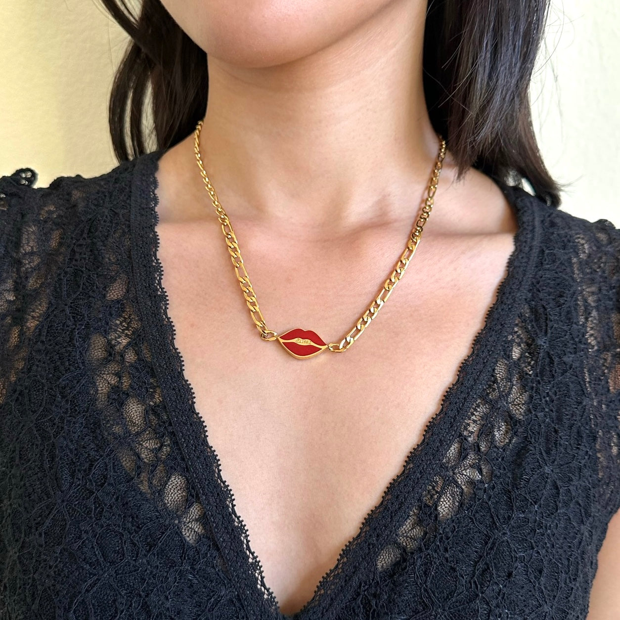 Little Smooch Necklace