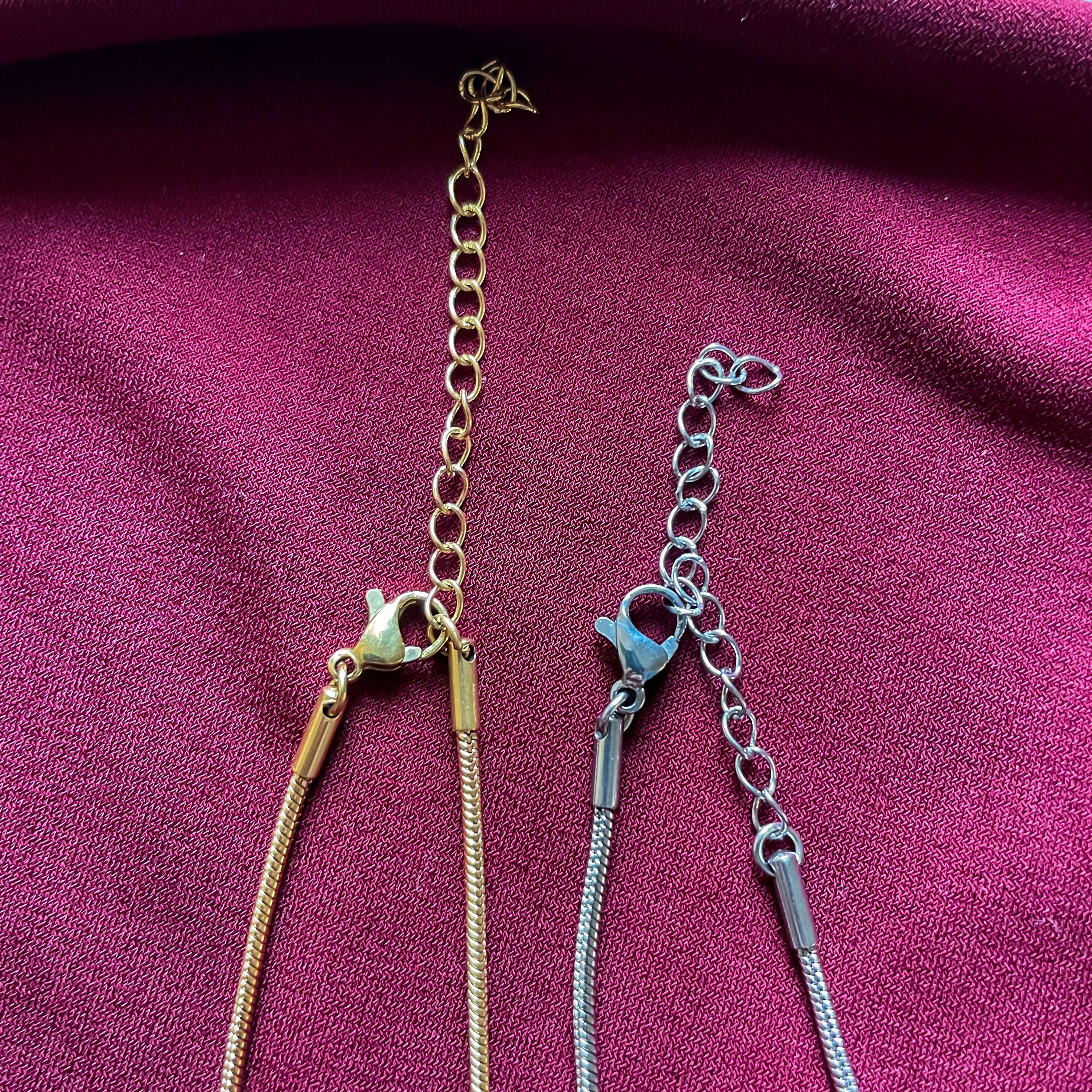 H Card Necklace