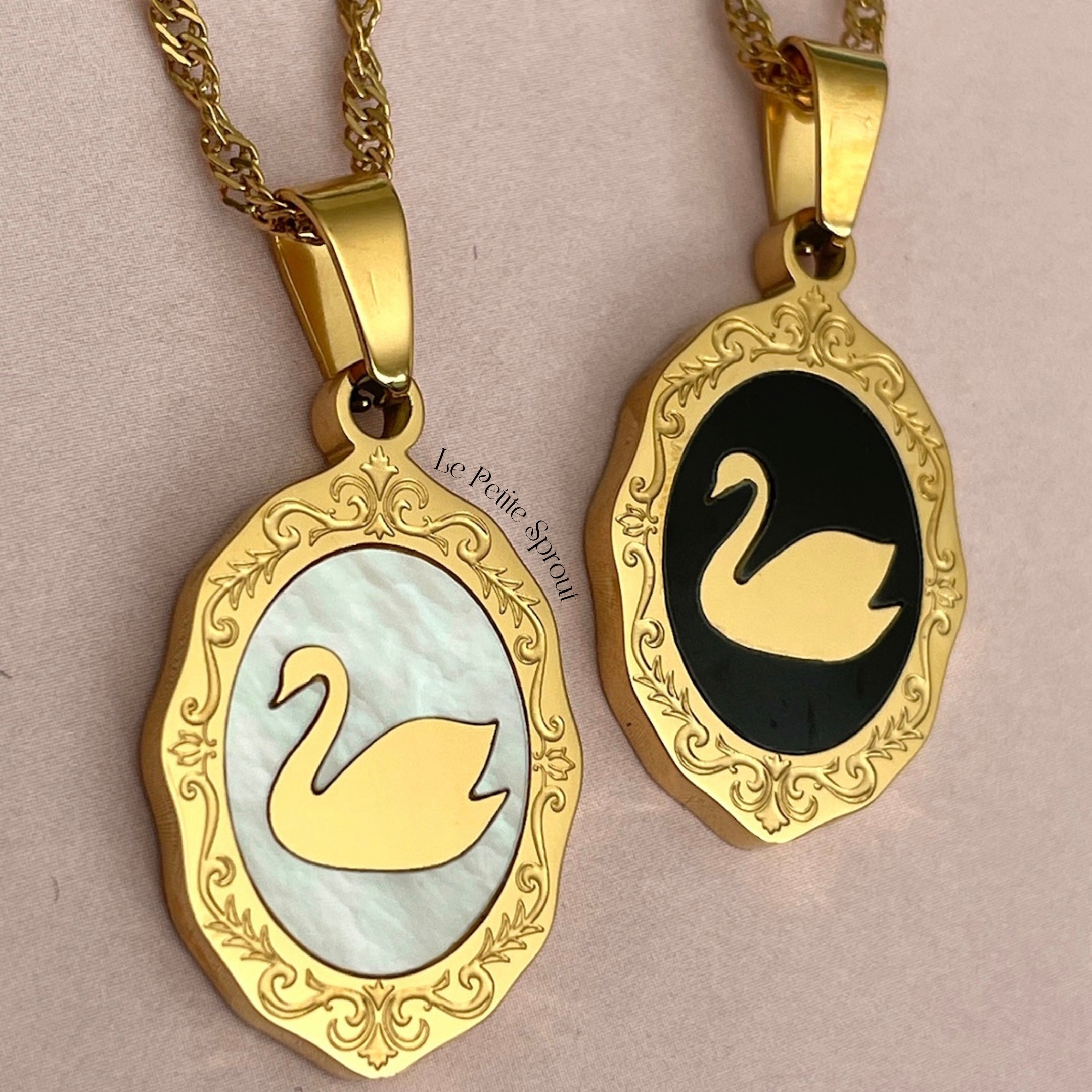 Swan Portrait Double-Sided Necklace