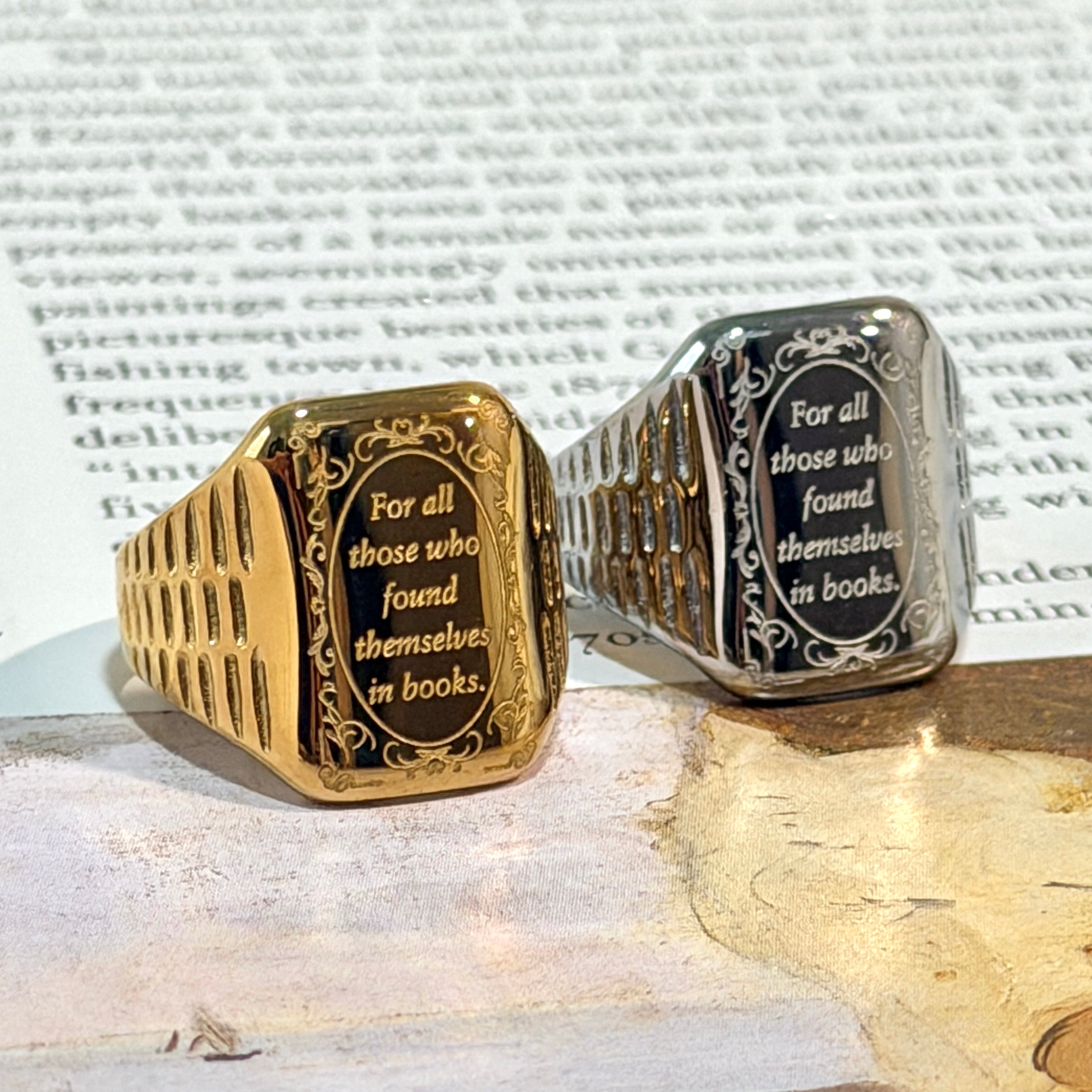 Book Lovers Ring
