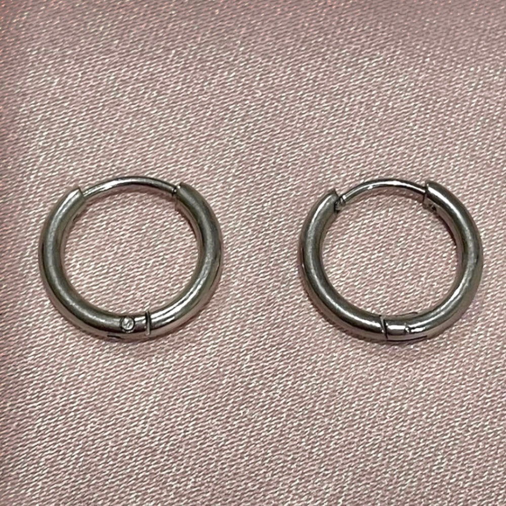 Great Beauty Double-Sided Mini Hoop Earrings